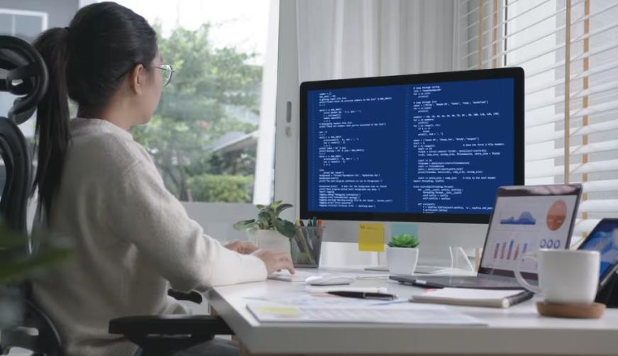 赤峰企业数字化解决方案：机器学习赋能商业模式升级的核心路径